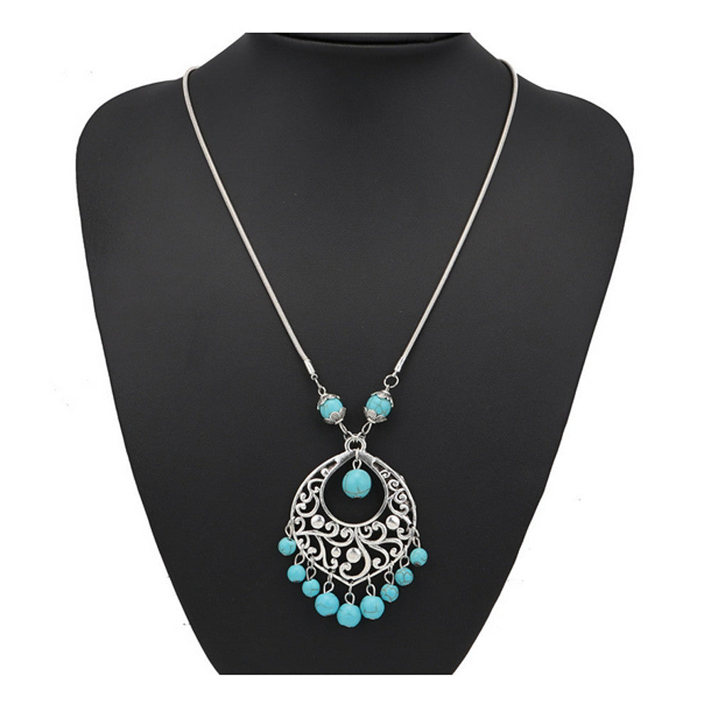 Ethnic alloy necklace
