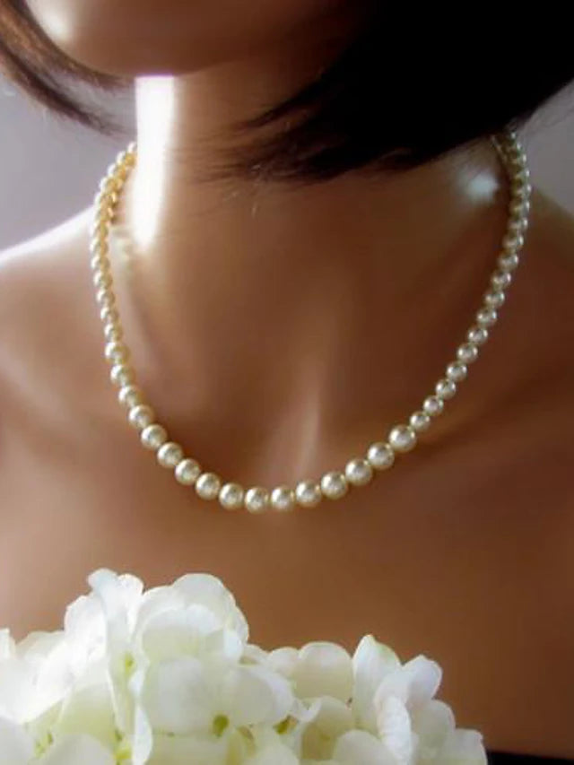 Vintage European Bridal Pearl Imitation Necklace