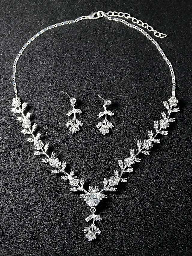 Unique Design Long Flower Earrings Necklace Set